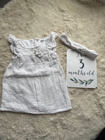 Robe body à dentelle blanc gemo 3 mois et son bandeau