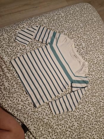 Haut Manches longues Taille 8 ans NEUF