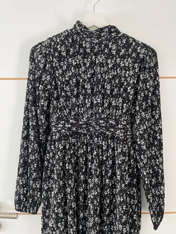 Robe noire fleurie S Promod - photo numéro 3