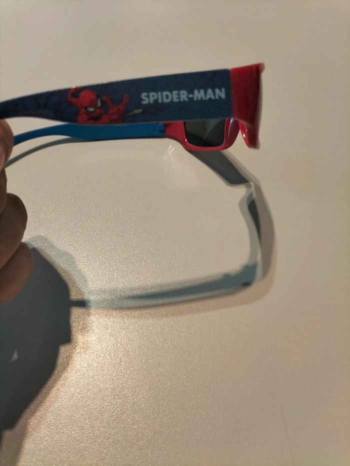 Lunettes de soleil Spider-Man - photo numéro 3