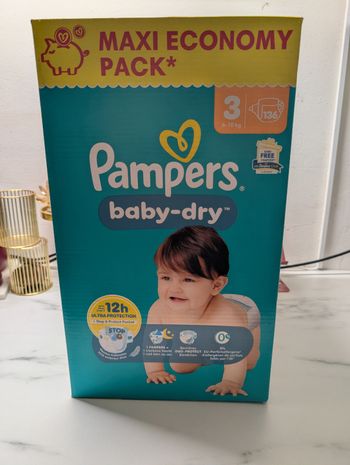 Couche taille 3 pampers baby-dry