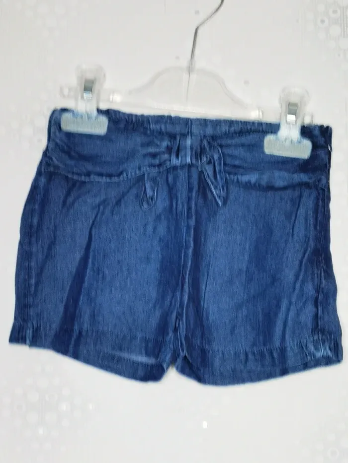 D4448 - short fille 4 ans