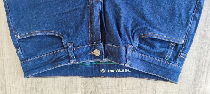 Jean couleur bleu taille L marque C&A pour femme, très bon état - photo numéro 5