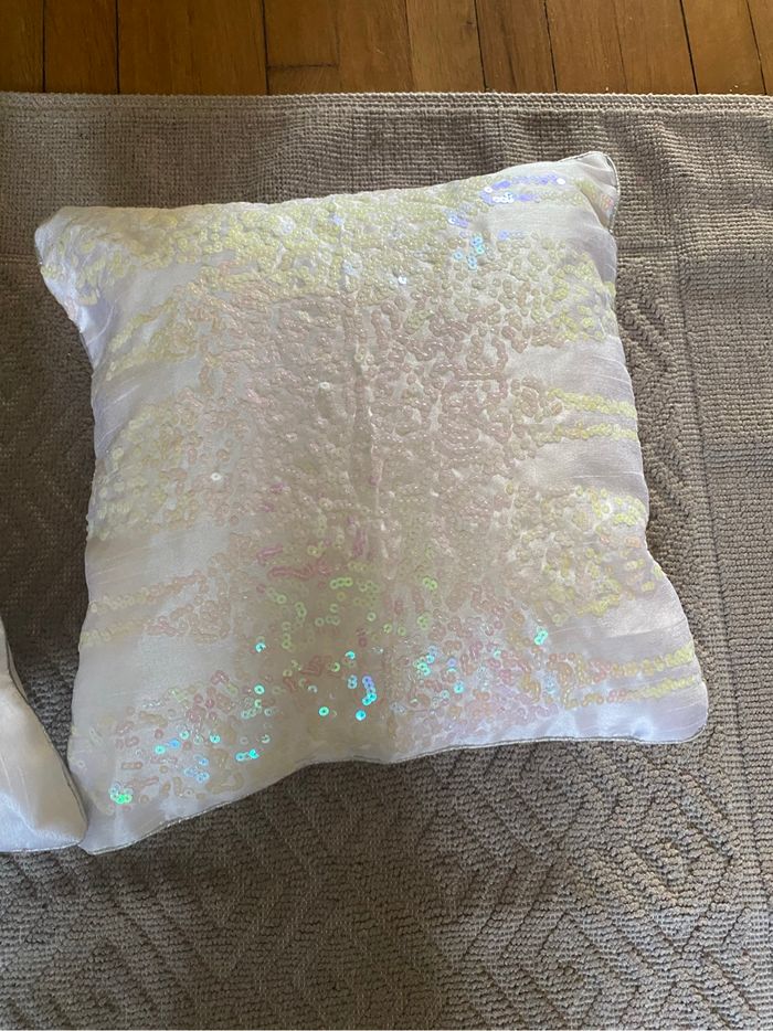 Lot de 2coussins blanc  brodé - photo numéro 4