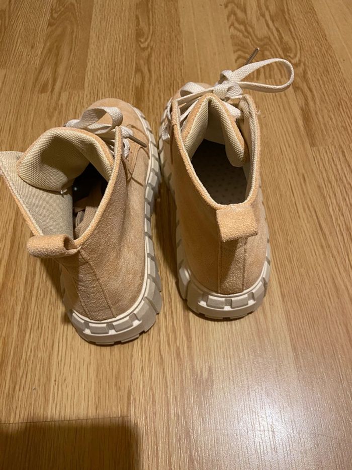 Chaussures neuves - photo numéro 5