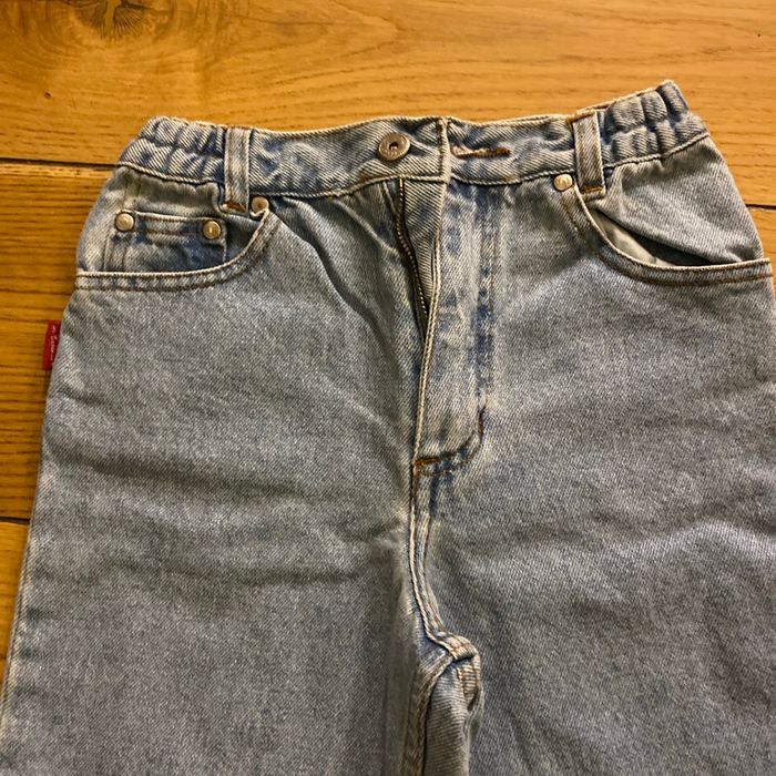 Jeans neuf - photo numéro 2