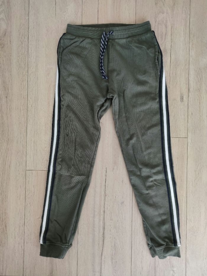 Jogging kaki - photo numéro 2