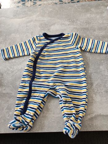 Pyjama orchestra 1mois