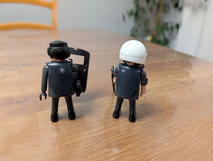 Lot 3 de playmobil police - photo numéro 4