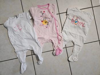 Lot 9 vêtements 9 mois été fille