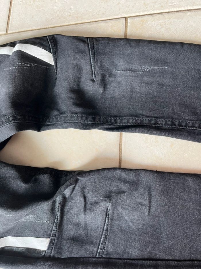Jean 👖 - photo numéro 2