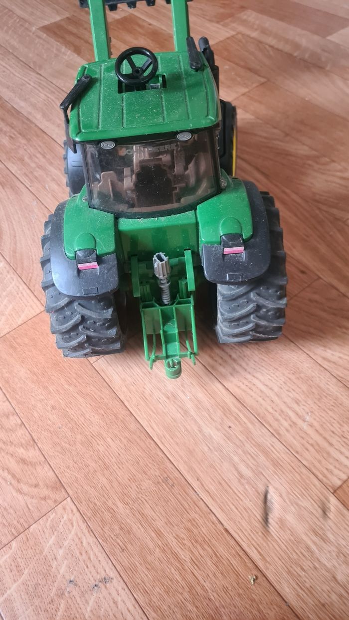 Jouet tracteur - photo numéro 4