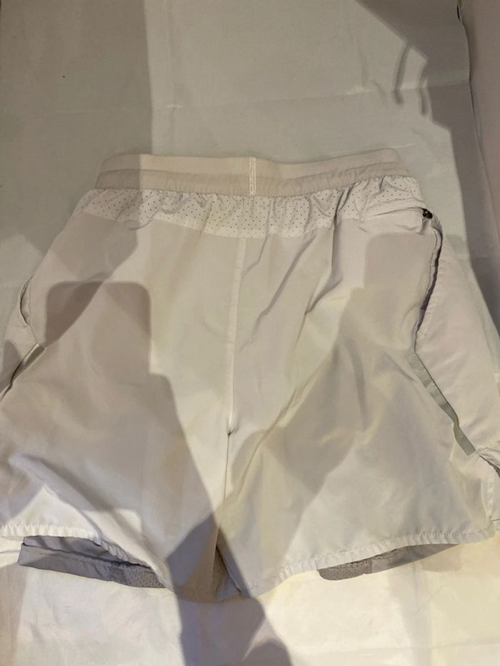Short nike S - photo numéro 7