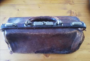 Sac cuir ancien