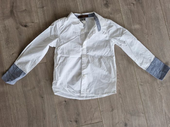 Chemise tapé a l'œil