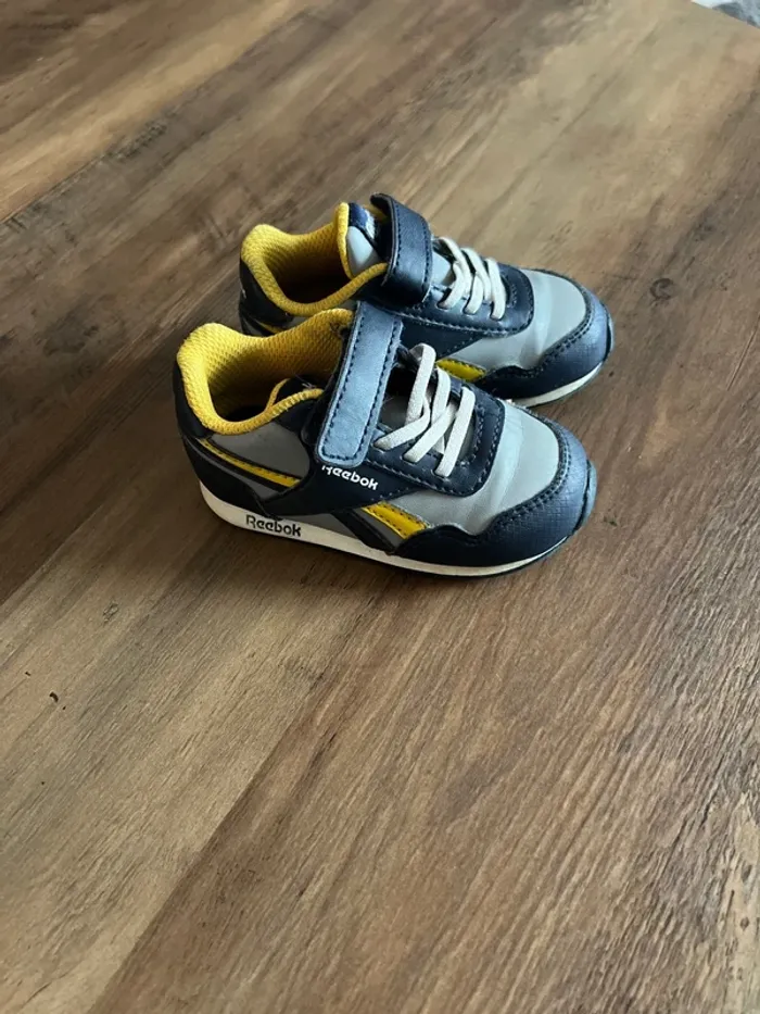 Basket reebok 19,5