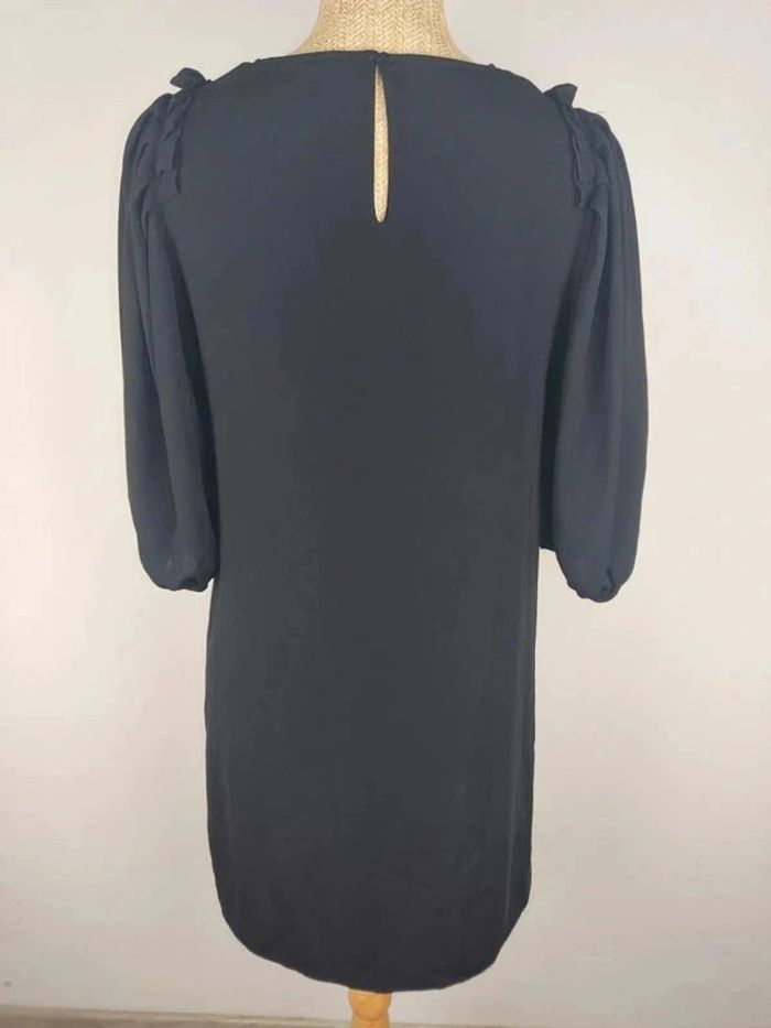 Robe mi-longue manches ballons 3/4 noire détails épaules froncés taille S Zara - photo numéro 2