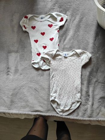 Lot body Petit bateau 18 mois