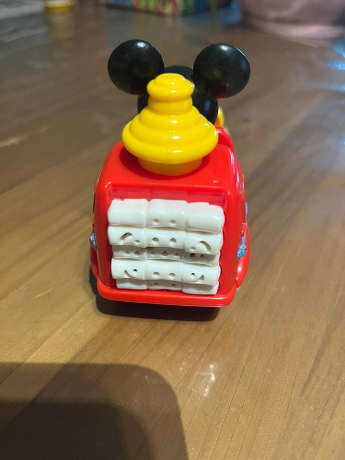 Lot de 2 voitures vtech Mickey - photo numéro 10