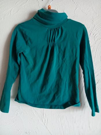 Sous-pull vert