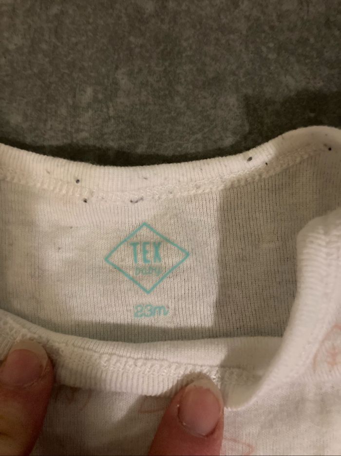 2 bodys MC (23 mois) - photo numéro 4