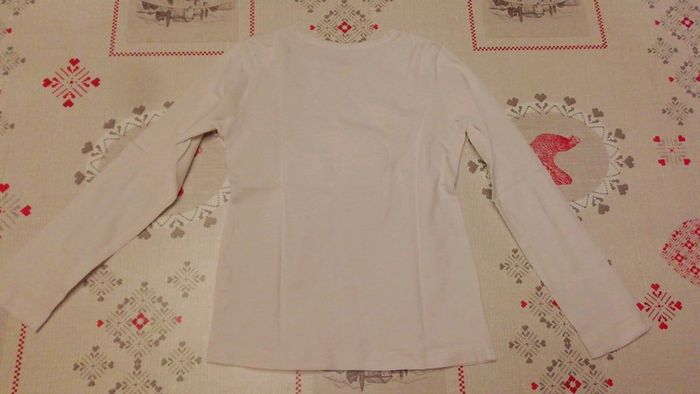 Tee shirt 7/8 ans - photo numéro 2