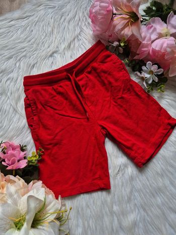 Short rouge Marvel Taille 4-5ans