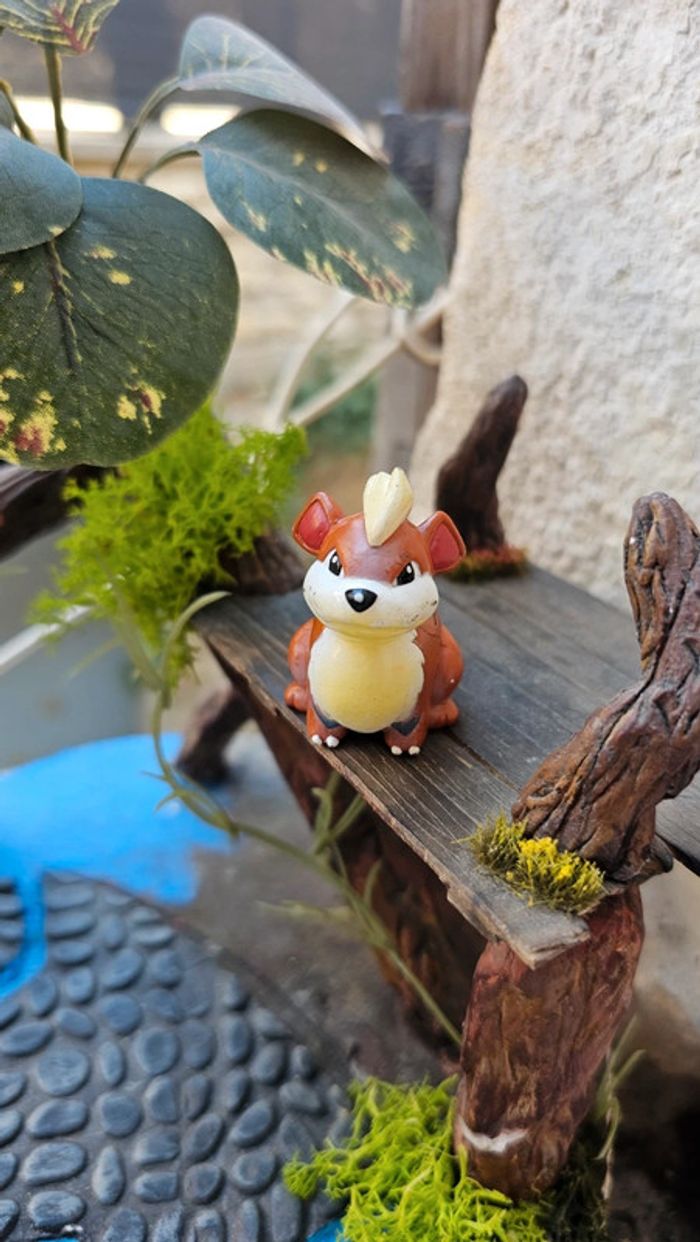 Super figurine Pokemon Nintendo tomy C.G.T.S.J caninos