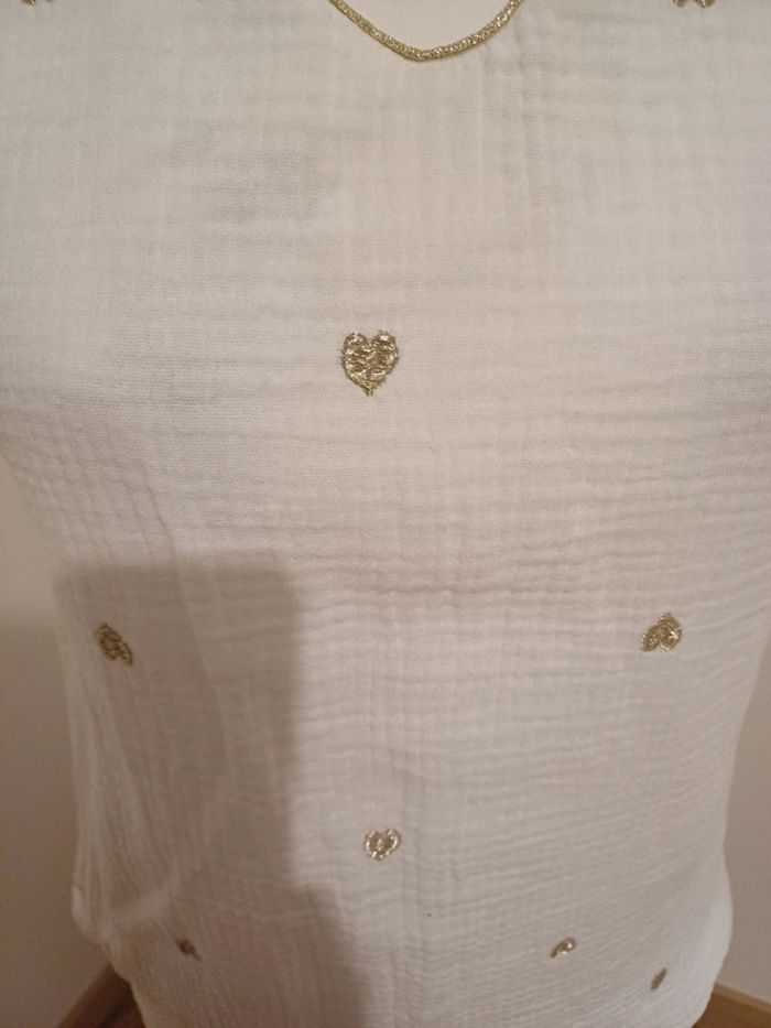 T-Shirt blanc avec cœurs dorés Maëlle taille S/M 36/38 - photo numéro 4