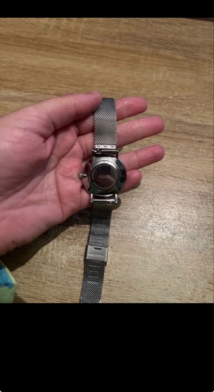 Montre argenté et noir - Cluse - photo numéro 3