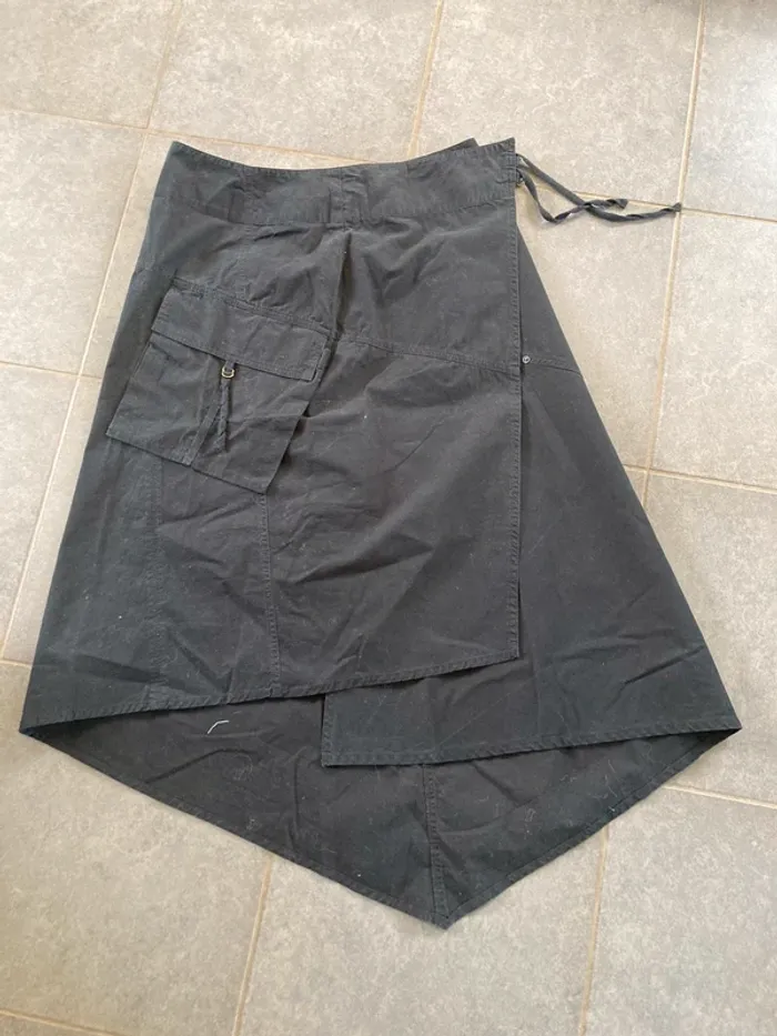 Jupe porte feuille asymétrique - photo numéro 2