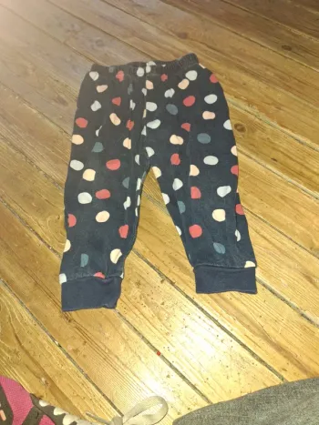 Legging sans etiquette mais taille 24 mois