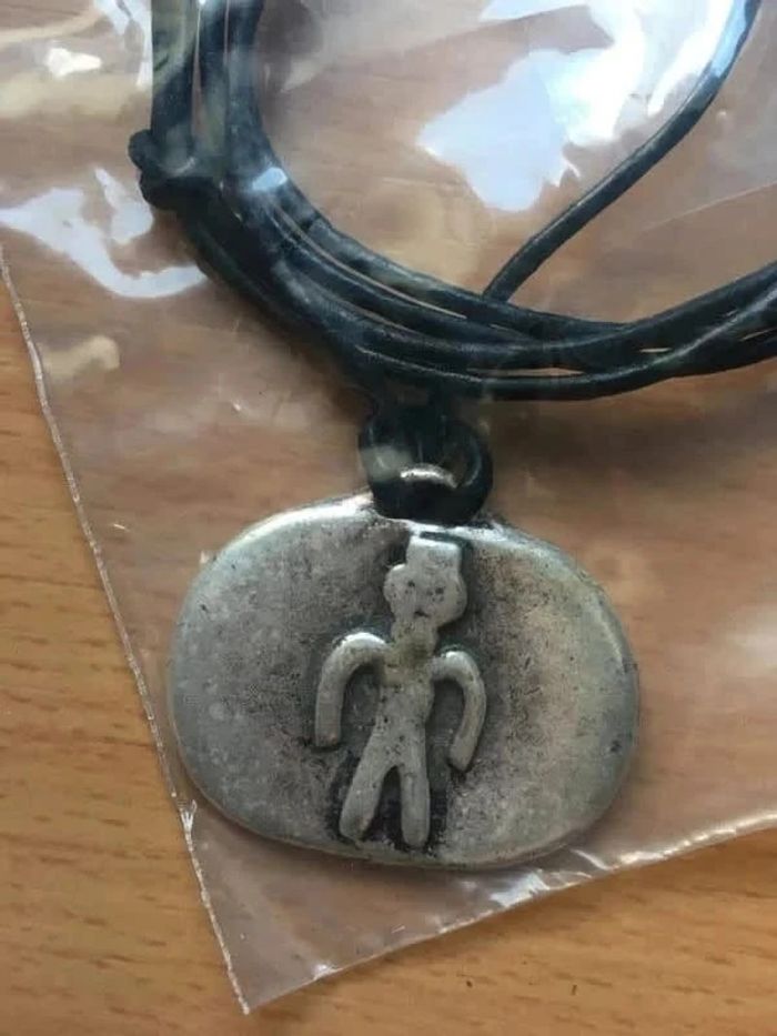 Lot de 10 colliers pendentifs bonhomme en métal Neufs - photo numéro 2