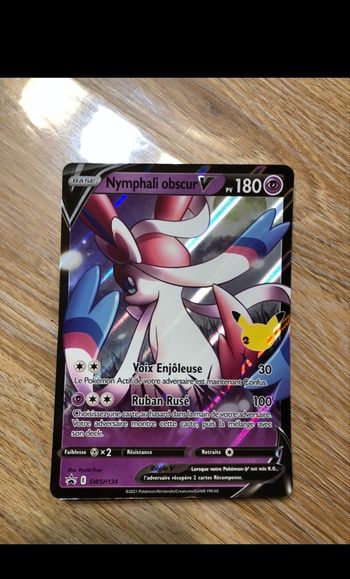 Carte Pokémon jumbo Nymphali célébrations 25 ans