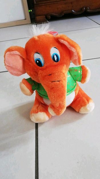 Peluche éléphant