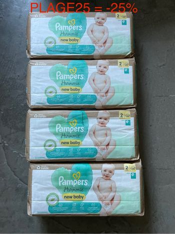 4 paquets de couches PAMPERS HARMONIE Taille 2