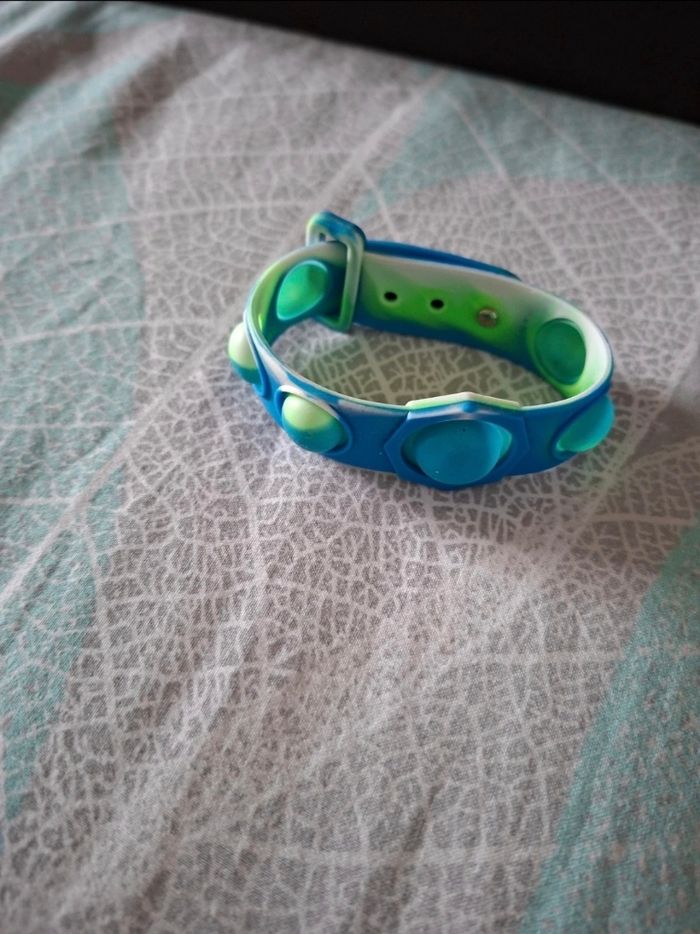 Pop-it bracelet