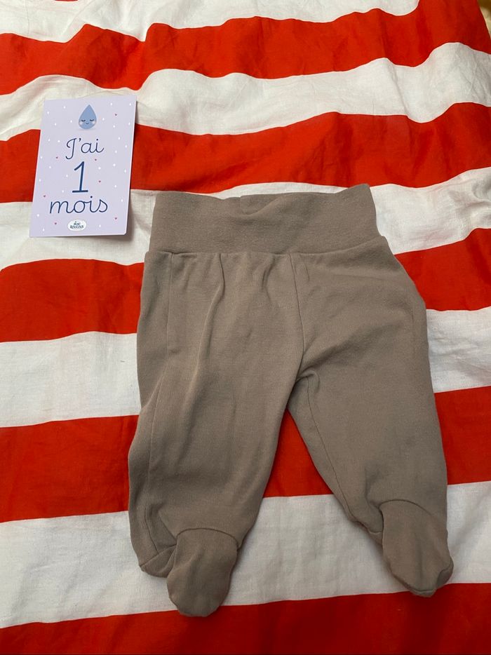 Lot 3 pantalons - photo numéro 4