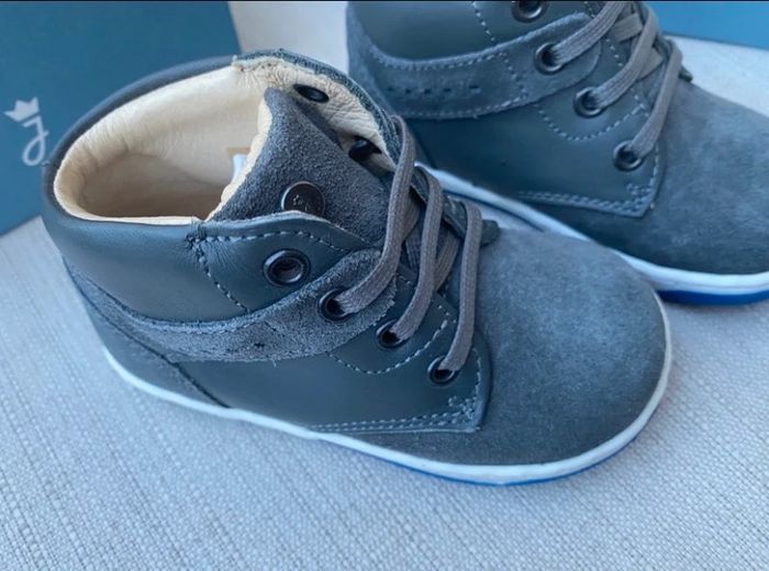 Baskets sneakers bottines Jacadi taille 19 neuves - photo numéro 2