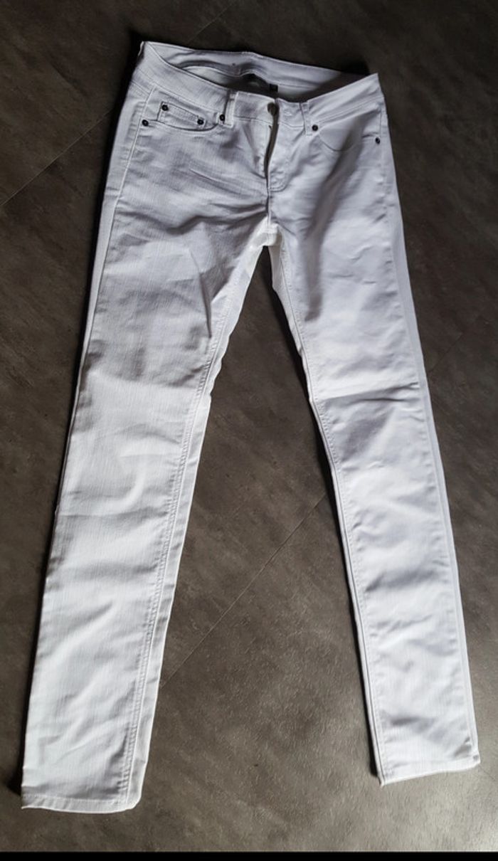 Jean blanc slim😎 - photo numéro 3