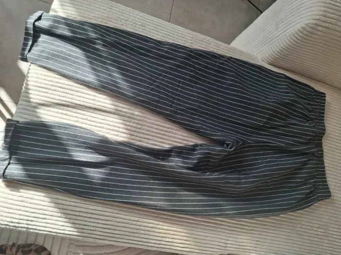 Pantalon stradivarius - photo numéro 3