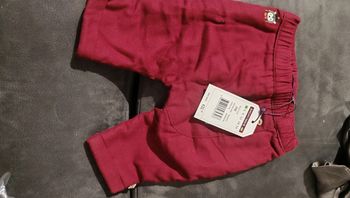 Pantalon neuf 3 mois