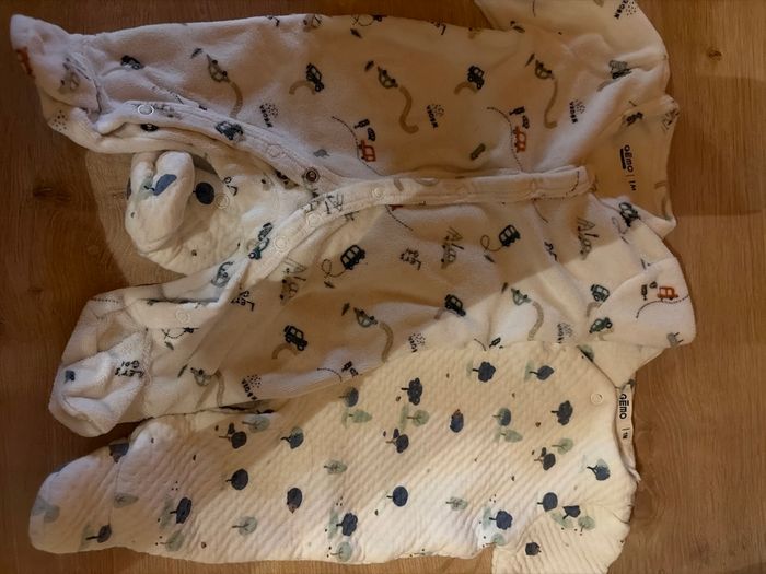 Lot de 2 pyjamas - photo numéro 1
