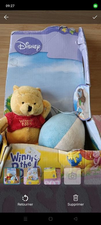 🧸 Peluches Disney Winnie l’Ourson avec ballon – Décoration / chambre bébé