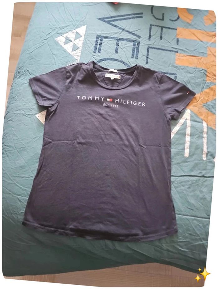 T-shirt marine tommy Hilfiger 14 ans