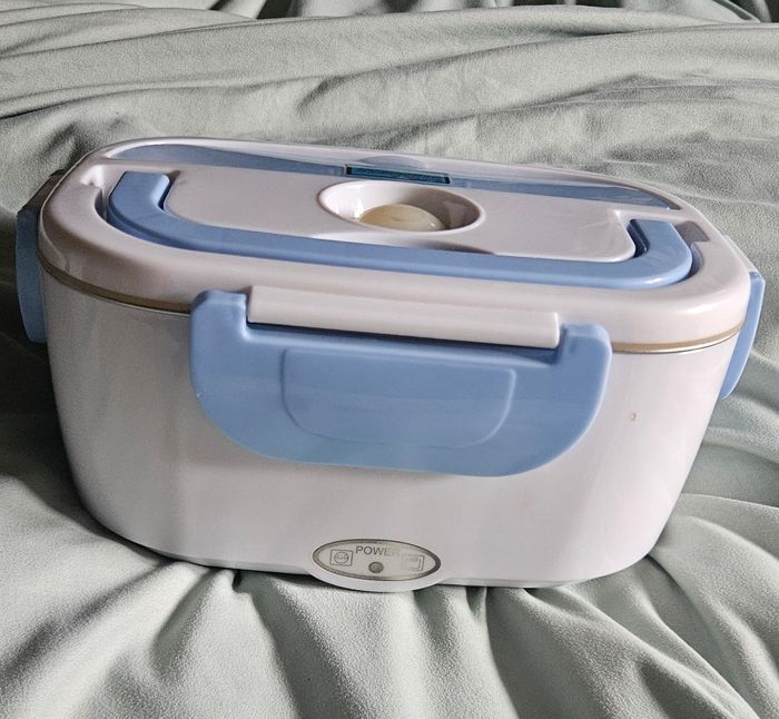 Lunch box