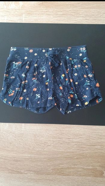 Short 3 ans