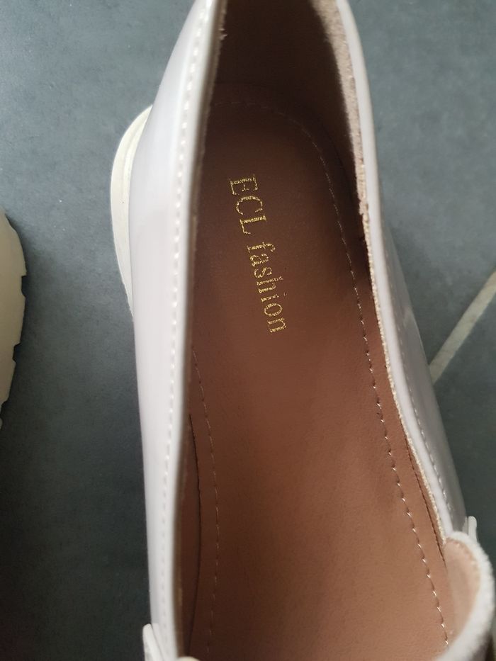 Magnifique mocassins beige pointure 36 neuve - photo numéro 4