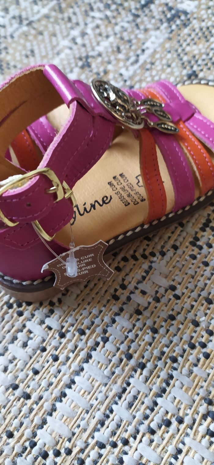 Sandales Anyline taille 24 - photo numéro 8