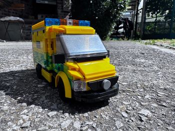 Ambulance en briques